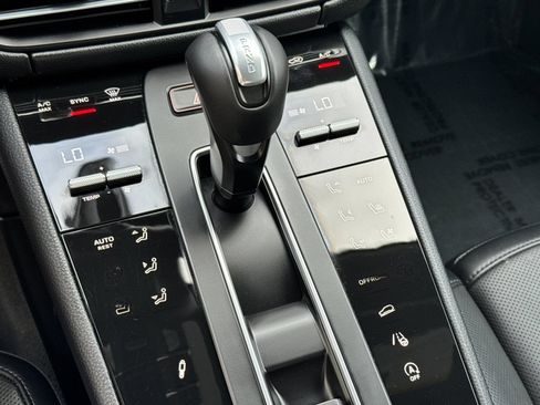 Certified 2026 Porsche Macan S AWD/4WD image 25