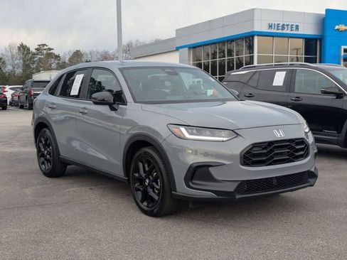 Used 2025 Honda HR-V Sport image 2