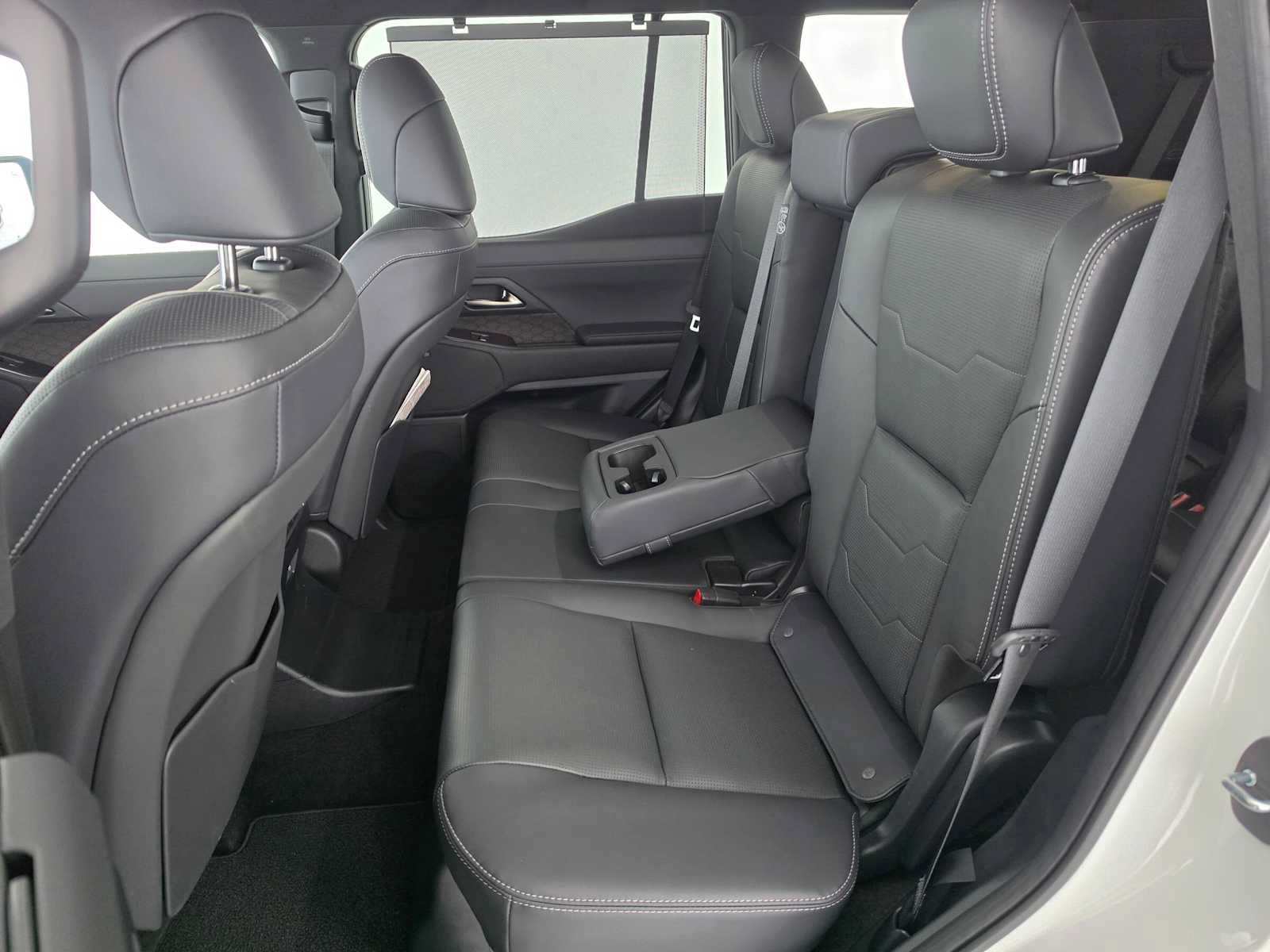 Certified 2026 Lexus GX 550 w/ Cold Area Package AWD/4WD image 19