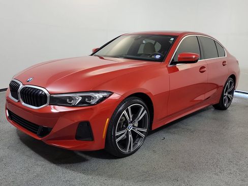Used 2024 BMW 330i Sedan RWD image 3
