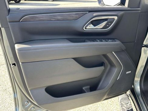 Used 2023 Chevrolet Tahoe Z71 w/ Z71 Off-Road Package image 19