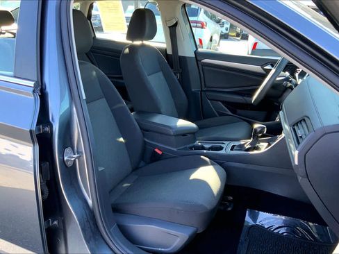 Used 2021 Volkswagen Jetta S image 16