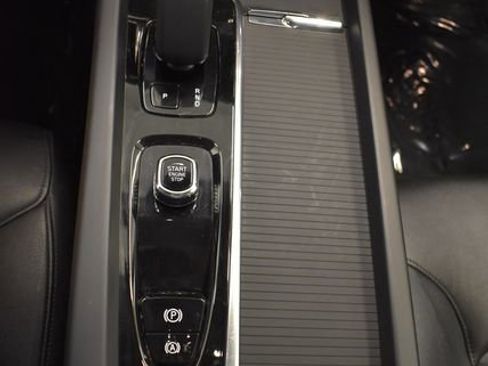 Used 2024 Volvo S60 B5 Core FWD image 28
