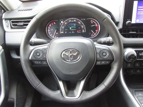 Used 2024 Toyota RAV4 XLE w/ Convenience Package image 23