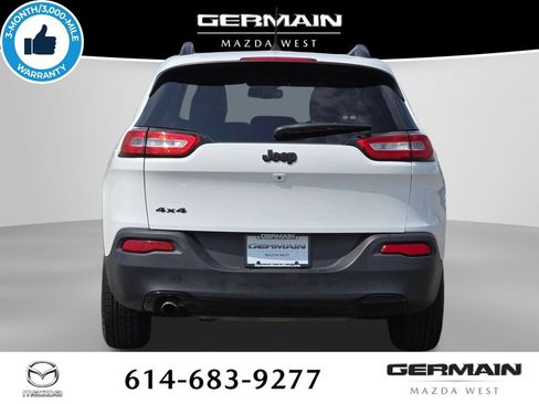 Used 2016 Jeep Cherokee Latitude w/ Comfort/Convenience Group AWD/4WD image 10
