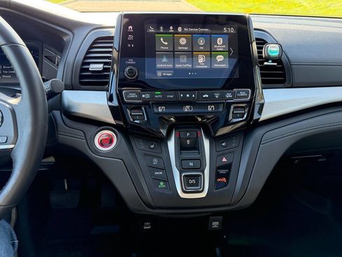 Used 2024 Honda Odyssey EX-L image 16