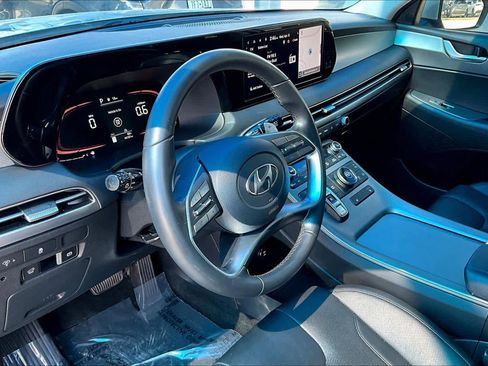 Used 2024 Hyundai Palisade SEL image 18