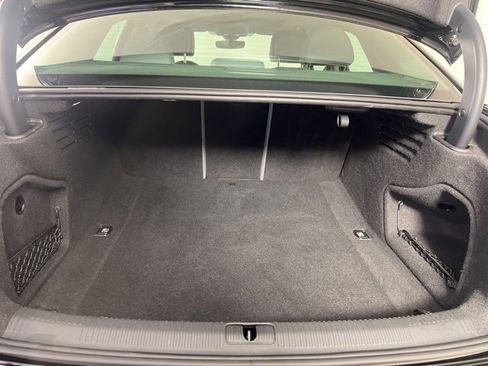 Used 2023 Audi A4 2.0T Premium w/ Convenience Package image 27