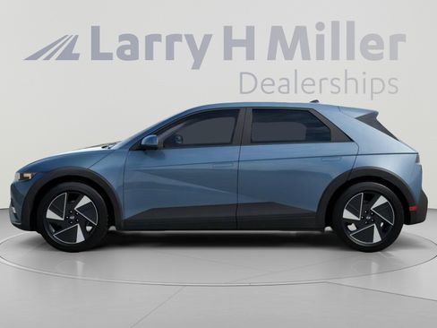 New 2026 Hyundai Ioniq 5 SE RWD image 3