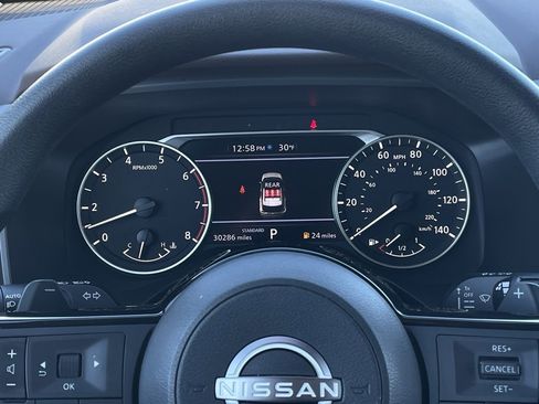 Used 2023 Nissan Rogue SV image 15