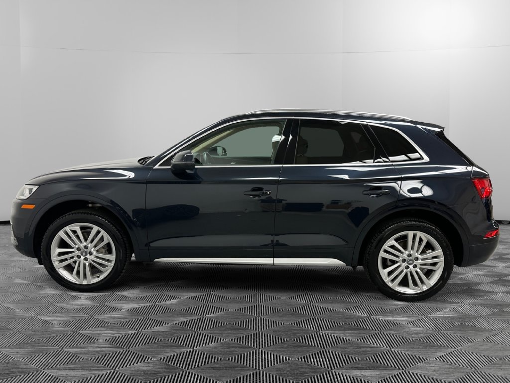 Used 2018 Audi Q5 2.0T Premium Plus w/ Premium Plus Package AWD/4WD image 2