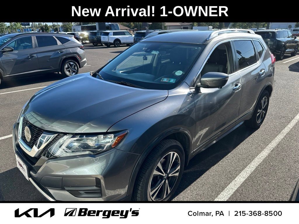 Used 2019 Nissan Rogue SV w/ Premium Package AWD/4WD image 1