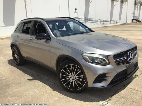 Used 2019 Mercedes-Benz GLC 43 AMG 4MATIC image 6