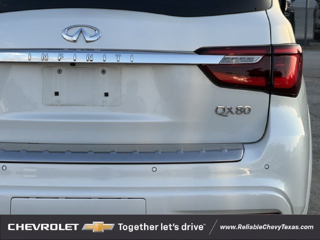 Used 2023 INFINITI QX80 Luxe w/ Cargo Package AWD/4WD image 6