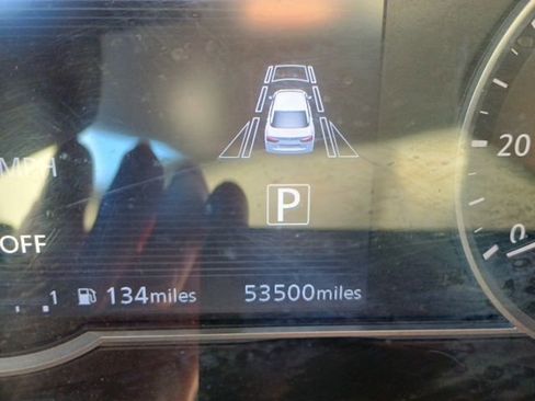 Used 2021 Nissan Versa SV image 29