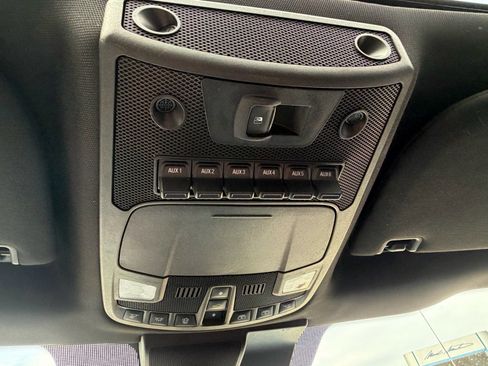 Used 2019 Ford F150 Raptor w/ Equipment Group 802A Luxury image 22