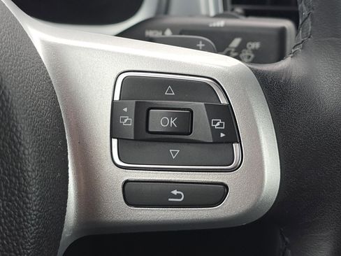 Used 2014 Volkswagen Beetle TDI image 21