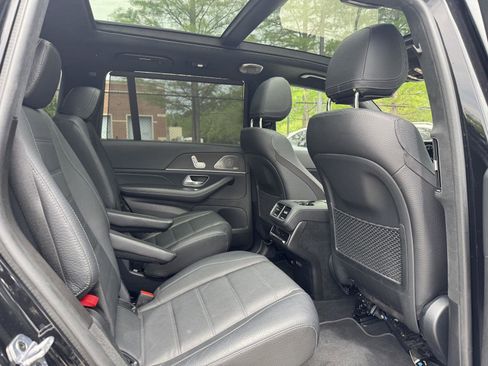 Used 2023 Mercedes-Benz GLS 580 4MATIC image 28