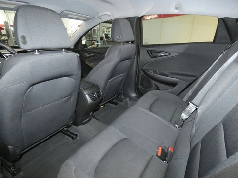 Used 2024 Chevrolet Malibu LT FWD image 20