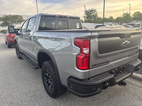 Certified 2024 Chevrolet Silverado 1500 ZR2 w/ ZR2 Bison Edition image 8