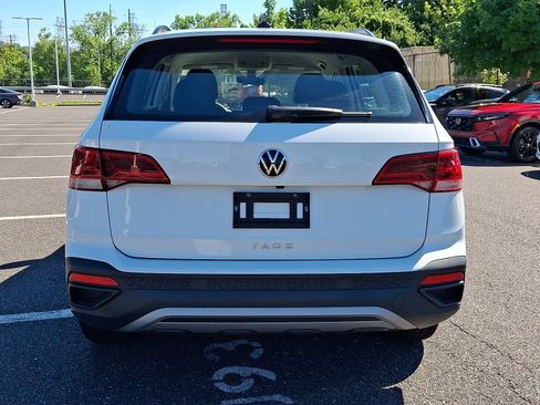 Used 2024 Volkswagen Taos S FWD image 5