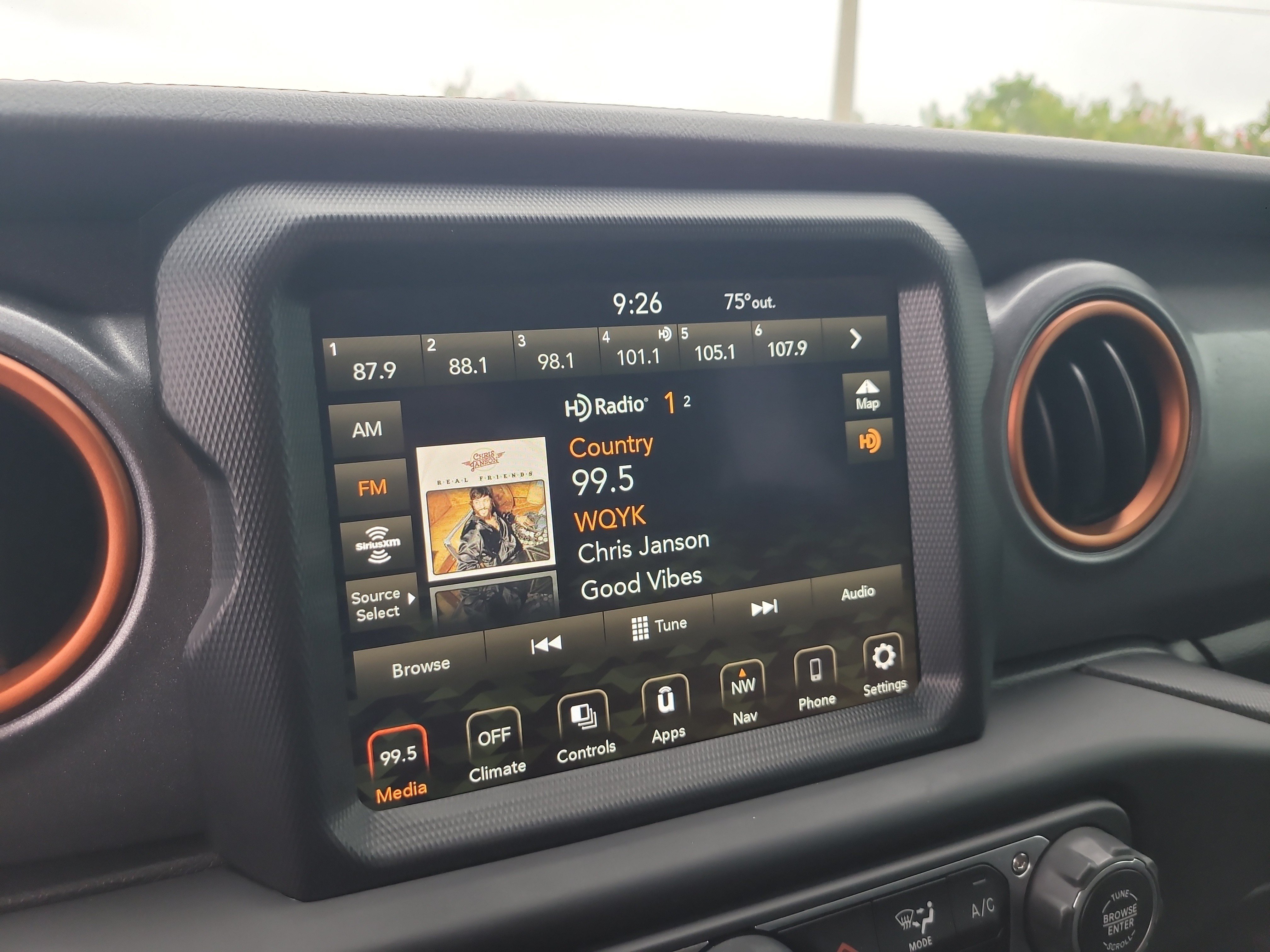 Used 2022 Jeep Gladiator Mojave AWD/4WD image 22