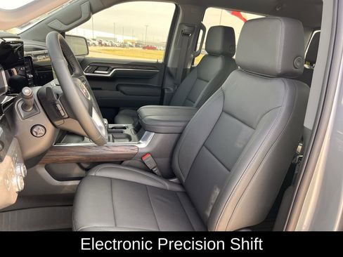 New 2026 GMC Sierra 1500 SLT image 22