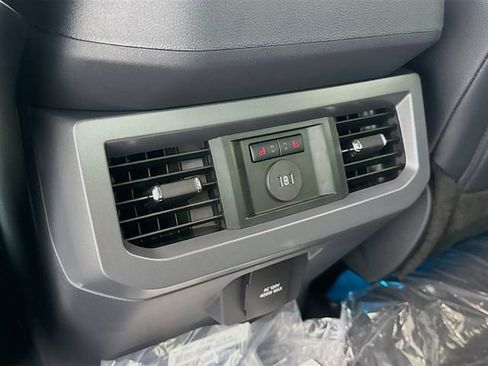 New 2026 Ford F250 Lariat w/ Black Appearance Package image 26