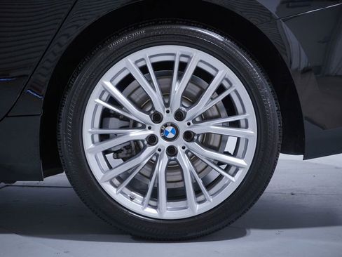 Used 2024 BMW 330i Sedan w/ Convenience Package image 2