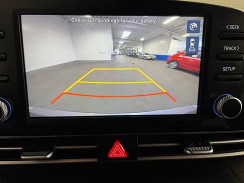 Used 2023 Hyundai Elantra Blue FWD image 28
