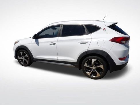 Used 2017 Hyundai Tucson Sport FWD image 11