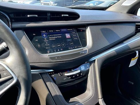 Used 2026 Cadillac XT5 Premium Luxury w/ Driver Assist Package AWD/4WD image 15