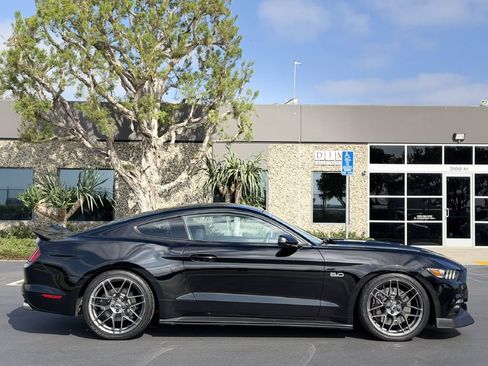 Used 2016 Ford Mustang GT w/ GT Performance Package RWD image 4