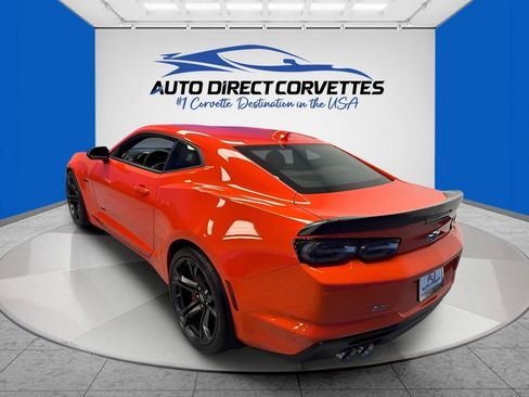 Used 2021 Chevrolet Camaro SS RWD image 10
