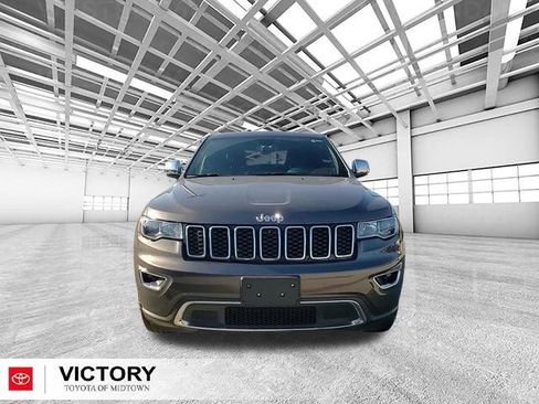 Used 2021 Jeep Grand Cherokee Limited image 9