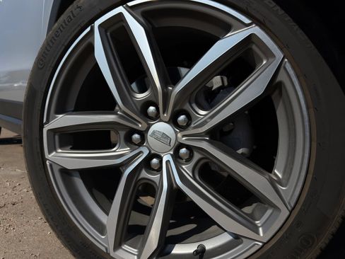 Used 2022 Cadillac XT4 Sport w/ Comfort Package FWD image 9