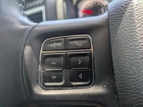 Used 2019 RAM 1500 Big Horn AWD/4WD image 14