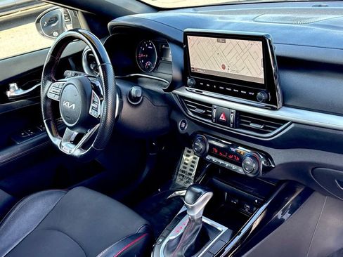 Used 2022 Kia Forte GT image 25