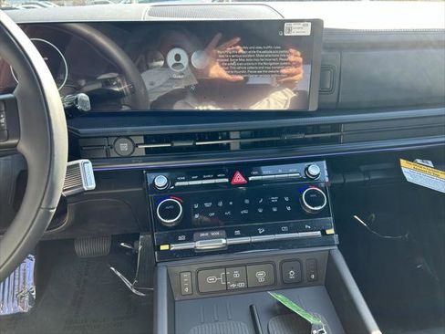 New 2025 Hyundai Santa Fe Calligraphy image 17