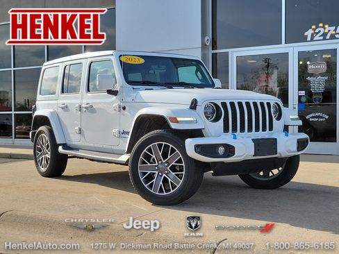 Used 2023 Jeep Wrangler Unlimited Sahara AWD/4WD image 1
