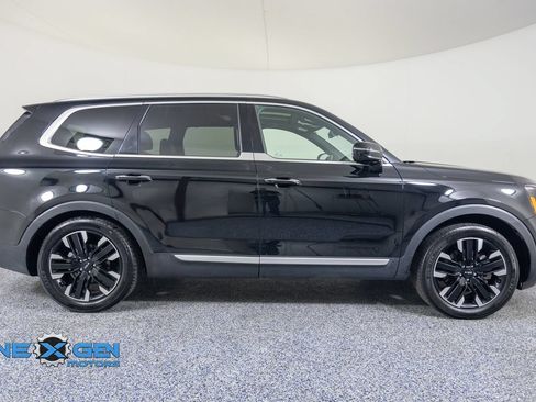 Used 2024 Kia Telluride SX Prestige w/ Towing Package AWD/4WD image 8