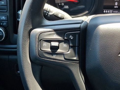 Certified 2025 Chevrolet Silverado 2500 W/T AWD/4WD image 21