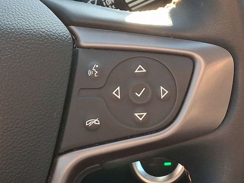 Used 2023 GMC Terrain AT4 image 23