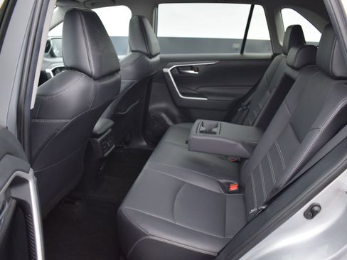Used 2020 Toyota RAV4 XLE Premium AWD/4WD image 12
