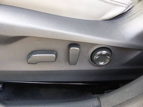 Used 2024 Subaru Legacy Limited AWD/4WD image 23