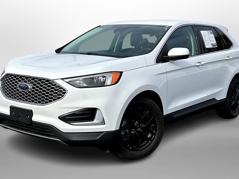 Used 2023 Ford Edge SEL image 13