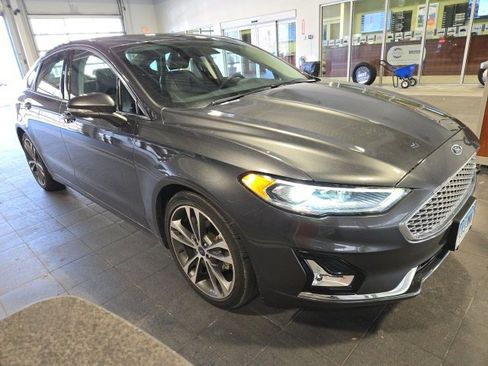 Used 2020 Ford Fusion Titanium image 11