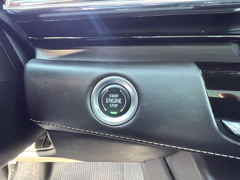 Certified 2024 Cadillac Escalade ESV Premium Luxury Platinum w/ Heavy-Duty Trailer Package image 11