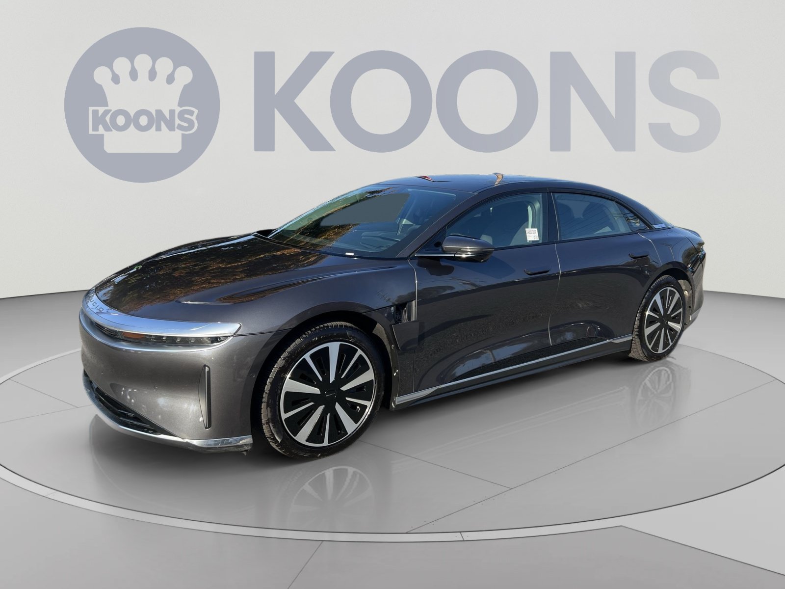 Used 2025 Lucid Air Touring AWD/4WD image 1