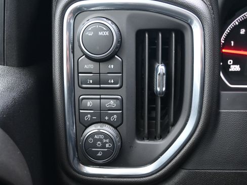 Used 2023 Chevrolet Silverado 2500 LTZ w/ LTZ Plus Package image 32